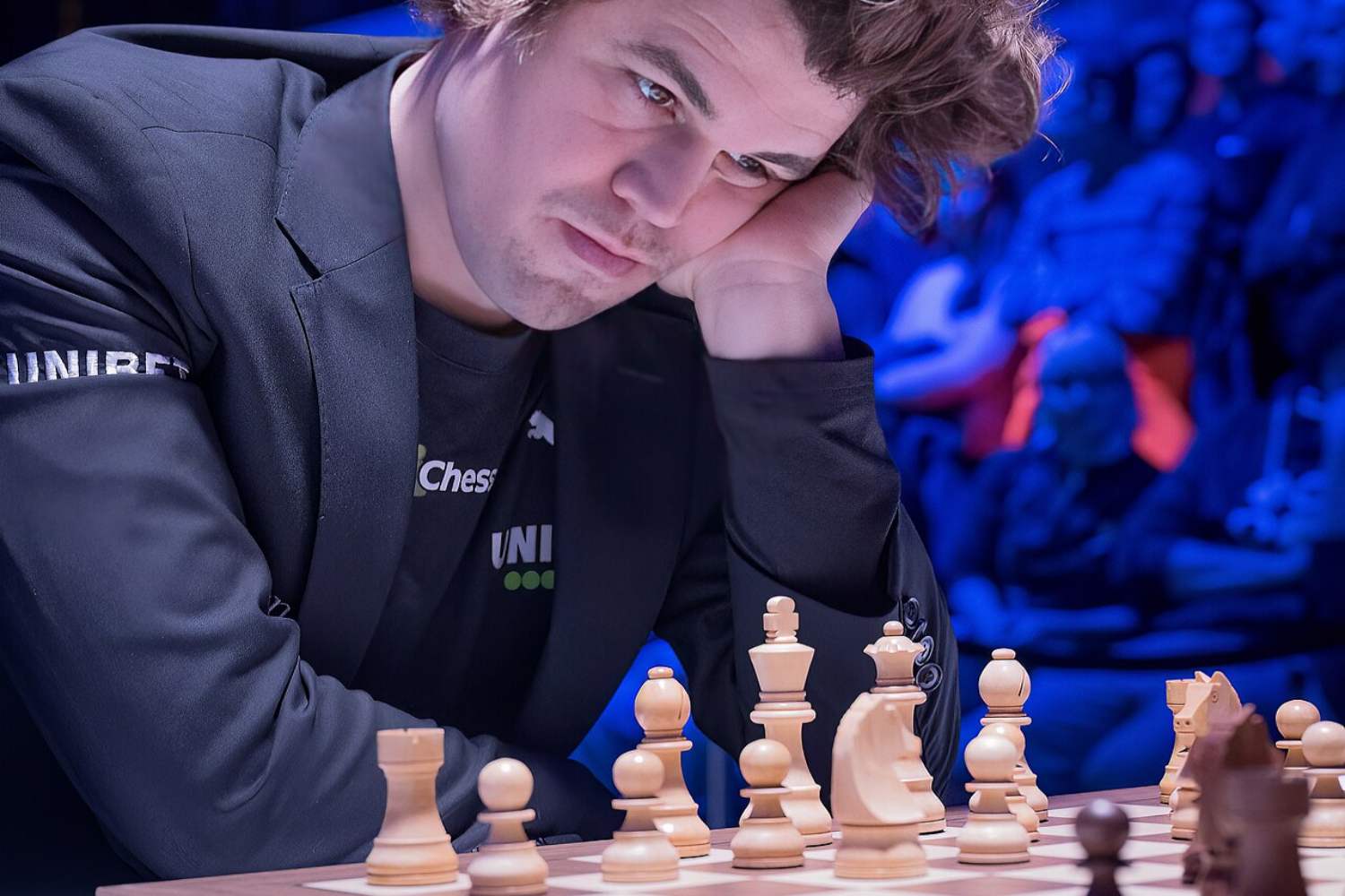 Scacchista contro mondo