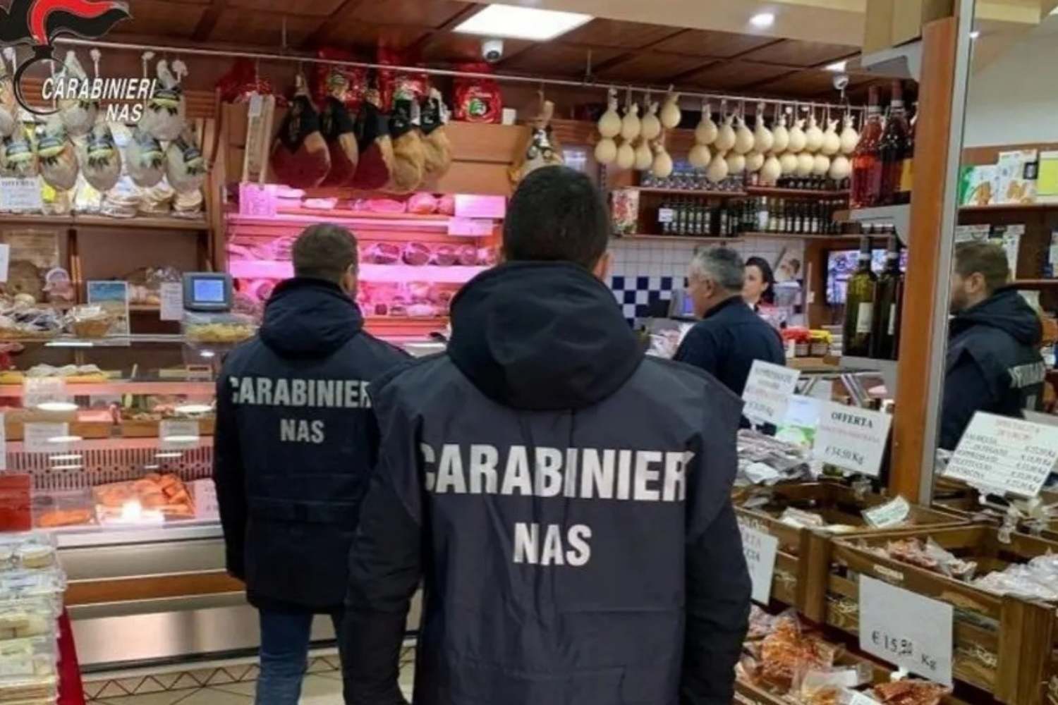 sequestro supermercati napoli