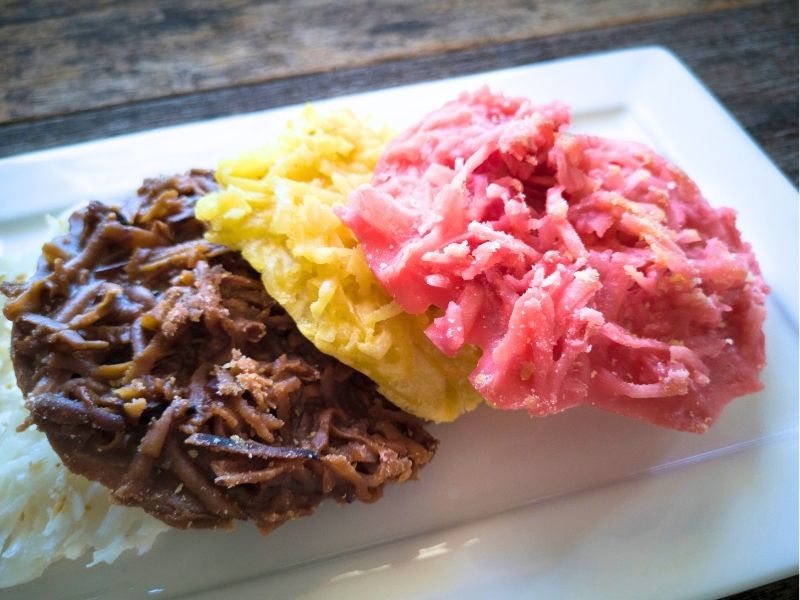 diferentes tipos de cocadas mexicanas (galletas de coco mexicanas)