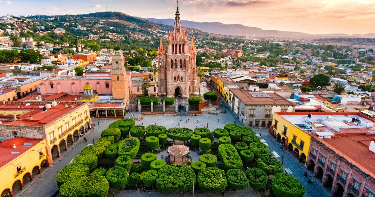 is san miguel de allende worth visiting FEATURED IMAGE