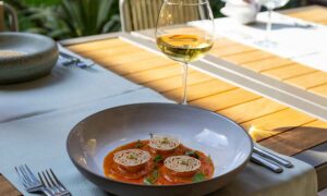 ¿Quienes comen fuera de casa ganan más peso? Esto es lo que surgió de un gran estudio de más de 280.000 adultos.