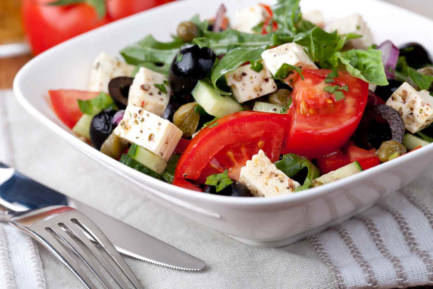 Ensalada griega con alcaparras