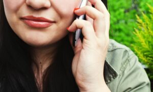 ¿Necesita atención que no sea de urgencia? Quizás no lo sepas pero puedes llamar al 116117, el número de salud activo las 24 horas