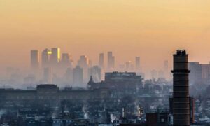 70 años después del smog asesino: lo que nos enseñan las leyes de aire limpio…