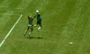 Argentina-Inglaterra, la eterna rivalidad se reaviva en el Mundial: del “robo del siglo” al “mano de Dios” de Maradona