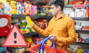 India quería poner una pegatina roja en las patatas fritas y en las bebidas, pero los lobbys alimentarios se opusieron
