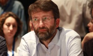 “Tengo la enfermedad de Parkinson, fue un golpe terrible”: Dario Franceschini habla sobre la enfermedad (y el síntoma notado por un amigo)