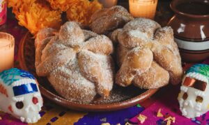 Significado del Pan de Muerto: lo que simboliza el famoso pan del Día de Muertos