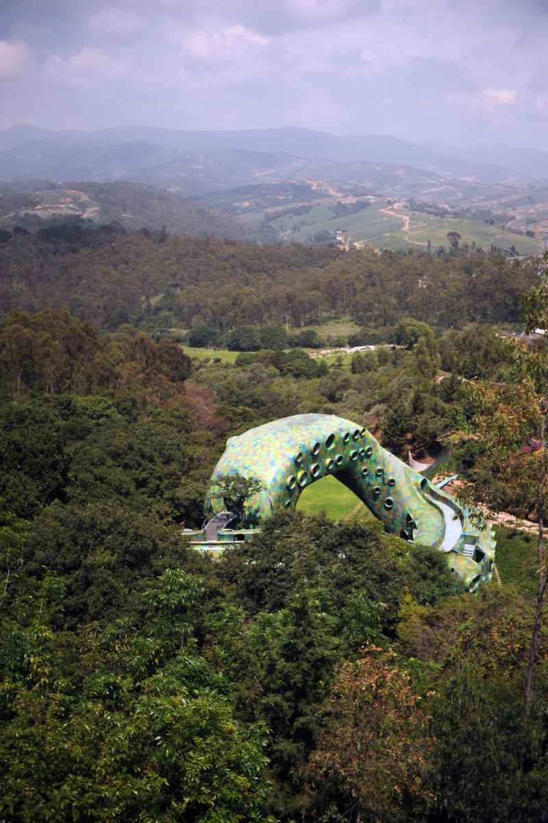 La casa de las serpientes de la Ciudad de México en su valle boscoso
