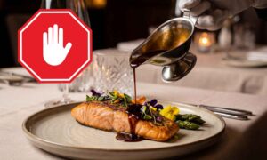 Salmón criado en el mar: más de 120 chefs piden que se elimine inmediatamente de las cartas de los restaurantes